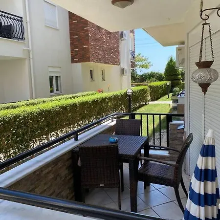 Apartment Side'de Havuzlu Daire Side